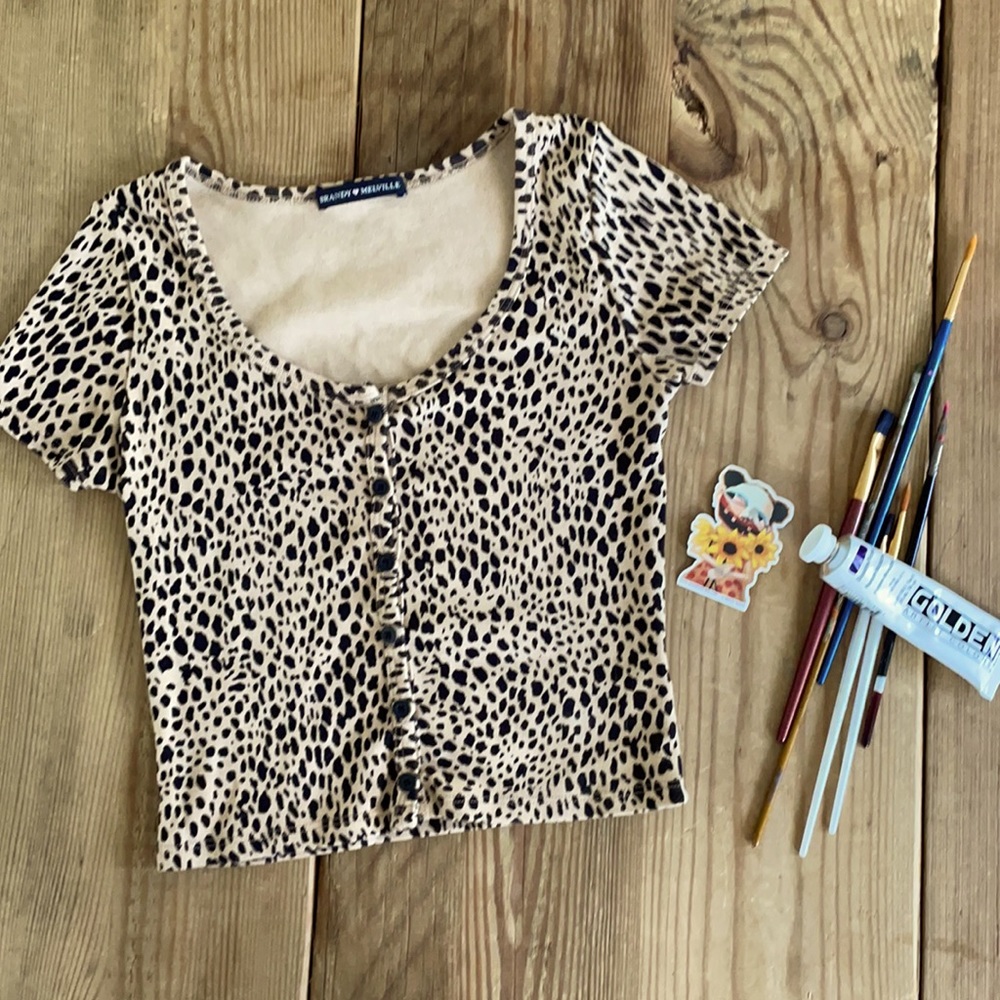 🐝 Brandy Melville Leopard Button Down Shirt